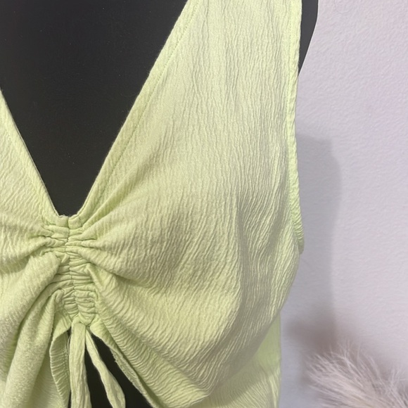 O’NEILL BARKLEY RUNCHED YELLOW CROP TANK TOP - Picture 4 of 6